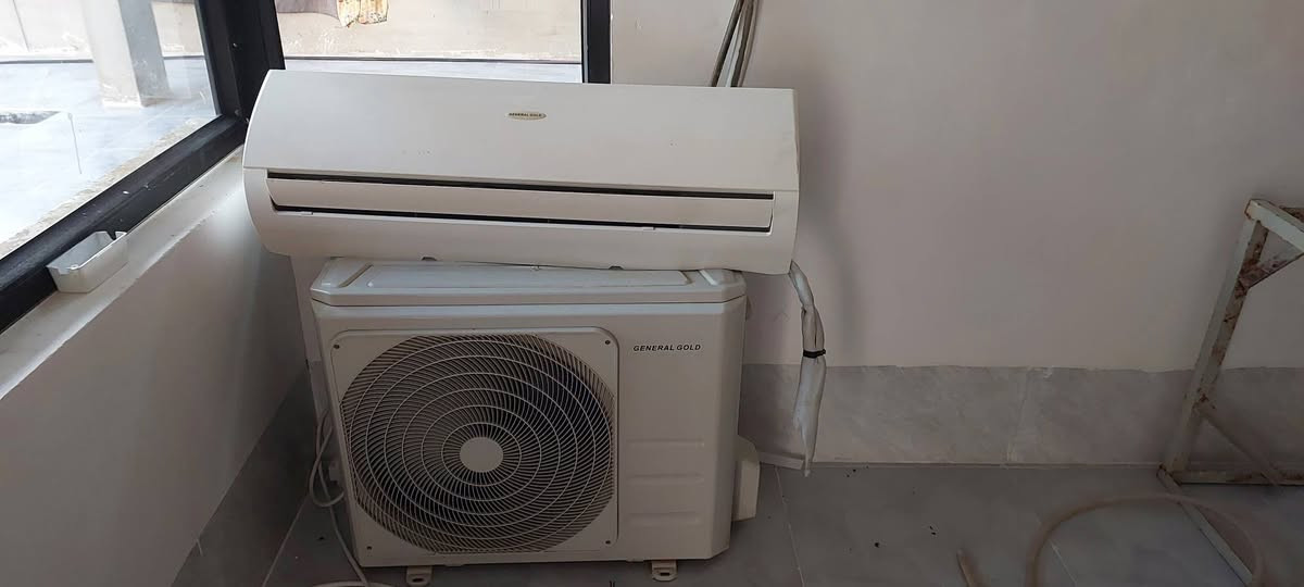 سبلت طنين فول نظافه للبيع مستخدم سنه استفسار على الرقم ***********
