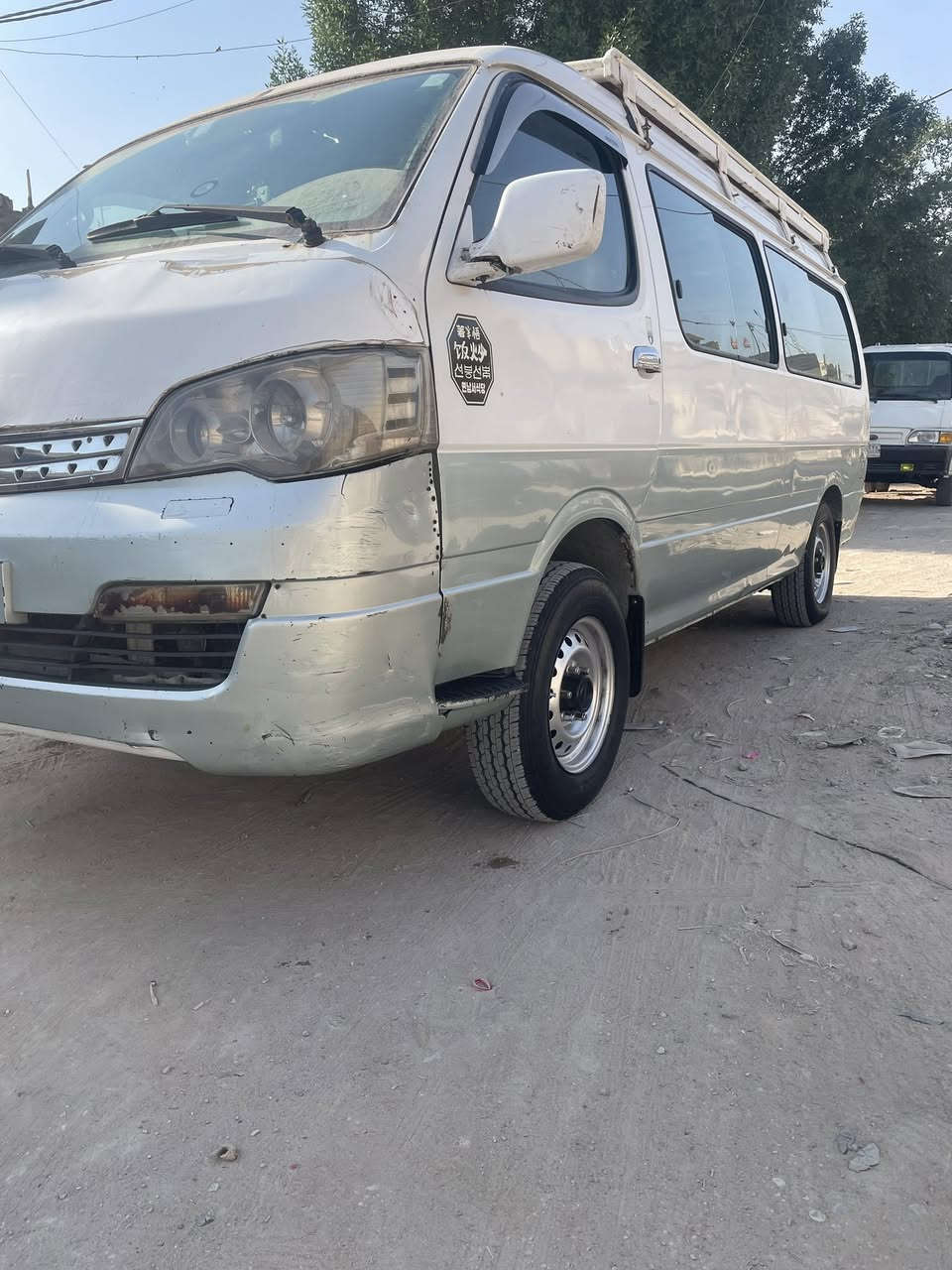 سلام عليكم شري 2012 سياره لا ضربه ولا صبغ مكينه كير اكسر كفاله مصفره هيه ومرور رقم واسط انكليزي تحويل ثاني يوم السعر 70 وبيها مجال قليل العنوان بغداد ال رقم *********** ما جاوب خاص
