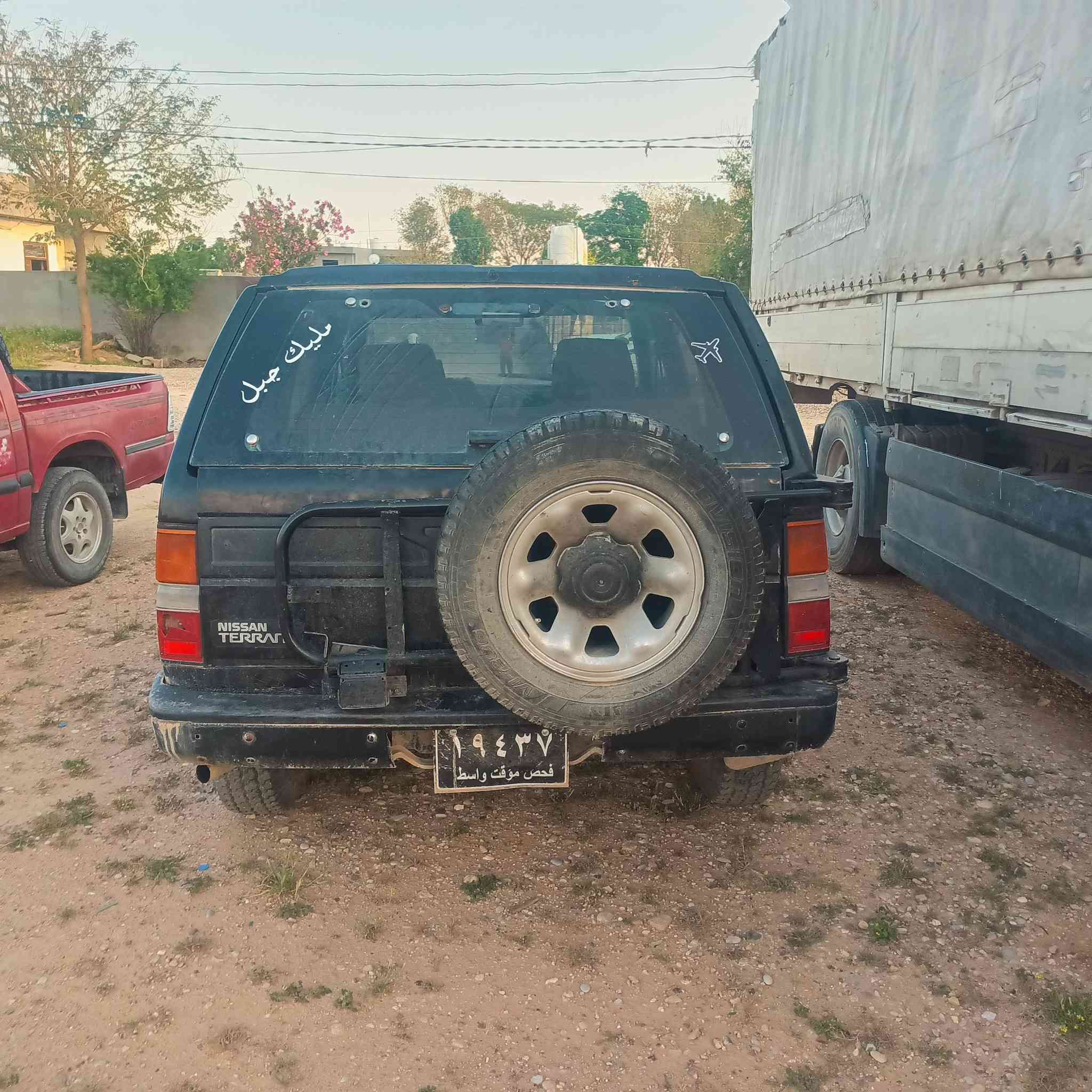 نیسان مۆدێل١٩٩٠
گێڕ ئۆتۆماتیک مەکینەی توای بۆفرۆشتن 
نرخی15گەڵاو مەجالێکی کەم 
***********
