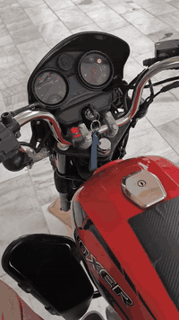 دراجه موديل 23جبلي فحل اوراق أصولي جاهزه للترقيم عنوان بصره قرنه ***********السعر مليون و 800
