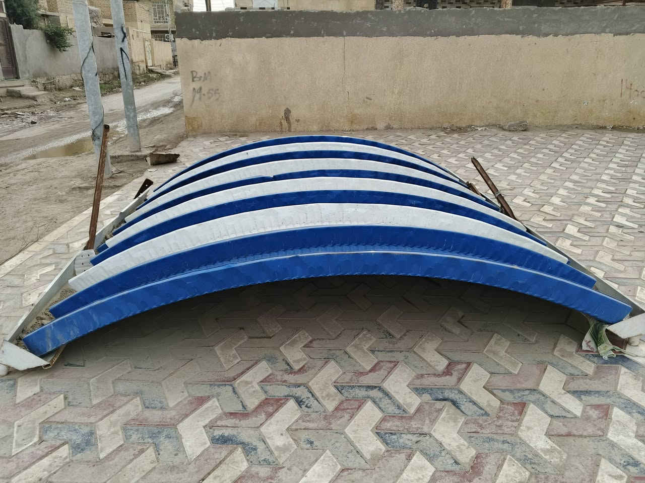 السلام عليكم قمريه للبيع نضيفه حيل
المكان قضاء الفجر قرب منزل محمد حمود 
السعر قفل قفل 200
***********
