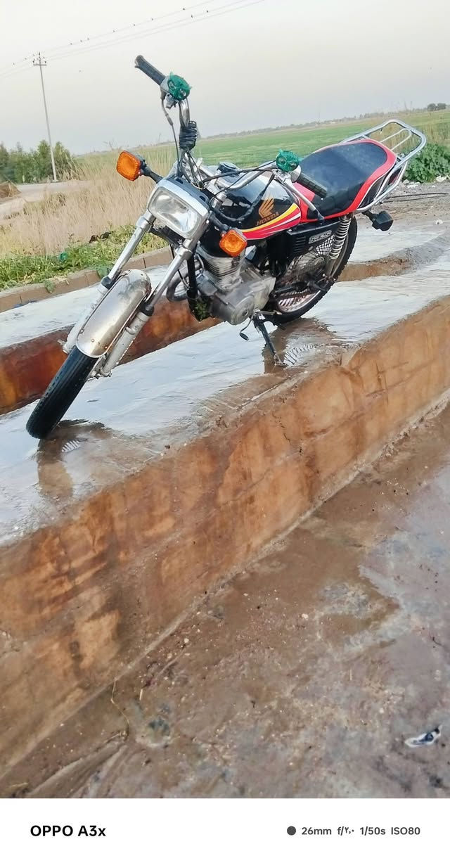 دراجه كلك مكفوله من كلشي وكله تعمير جديد العزيزية ه***********
