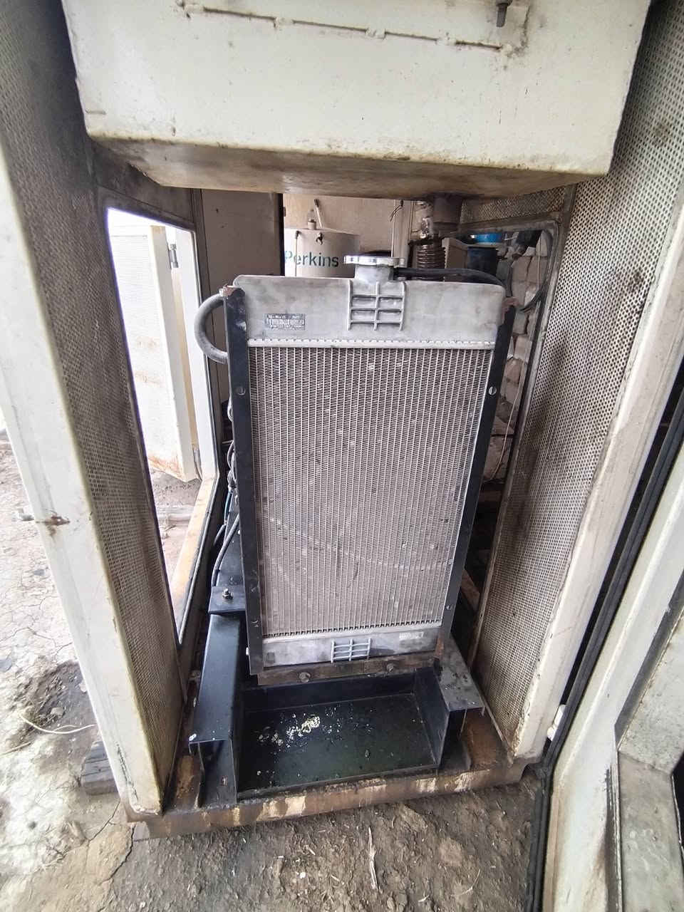 سلام عليكم مولد البيع بيركز انكليزي راس التوليد 22كيفي مشتغل ساعات ال تصال علئ هاذة رقم *********** غير متواجد علئ الفيس والسعر خاص عنوان ابو غريب
