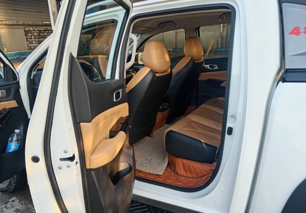 هانتر ٢٠٢٥ للبيع ماشية ٤٥ الف مكفوله من الضربة والصبغ السعر ٣١ مليون للاستفسار *********** مكاني نجف بيع فقط
