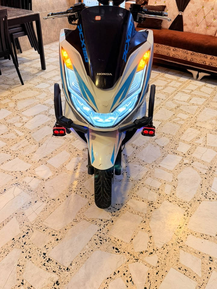 السلام عليكم للبيع pcx جيل رابع { ياباني }
دراجه مال جناي مزوده ومتعوب عليها مكينه مكفوله جيب فيتر افحص وآخذ واني خادمك
السعر 25 قفل العنوان البلديات ***********
