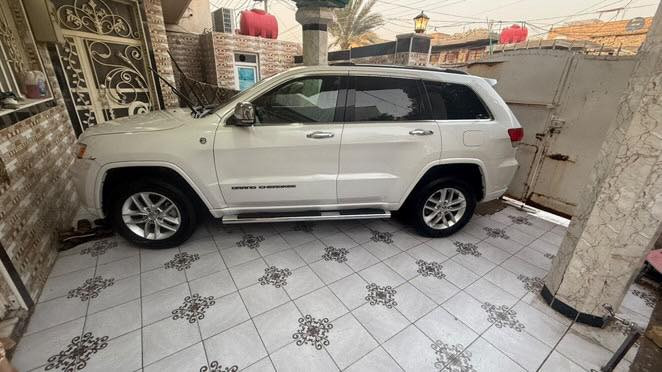 السلام عليكم
جيب اوفرلاند أمريكي 2017للبيع 

معروفه مواصفات الاوفرلاند فول

السياره ماشيه km85

صور الحادث مرفوقه بالمنشور 

مكان السياره بابل مركز 

السعر 215$ وبيها مجال 

للاستفسار ***********
