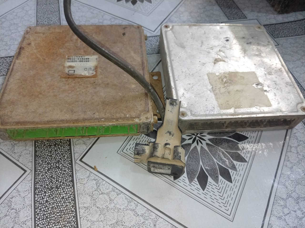 عقل بطه 2500  حساس دخان بغداد نهروان ***********

