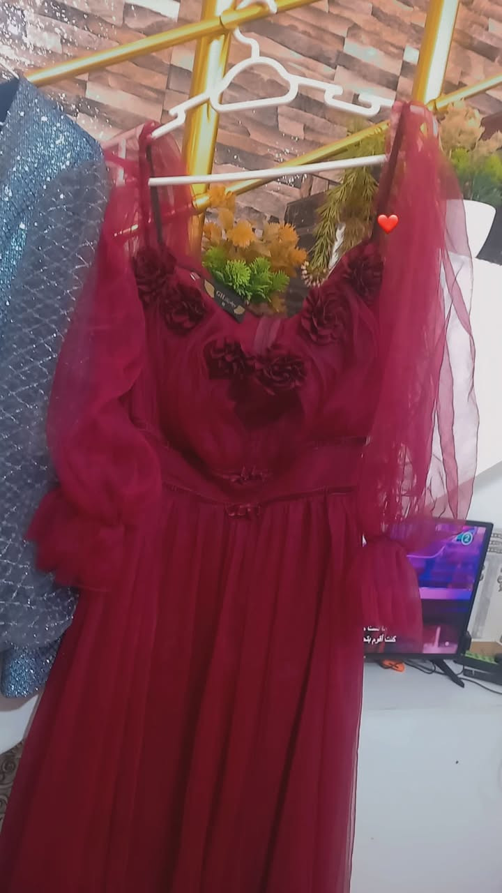 مرحبا بنات فساتيني لابستهن بس مرة وحدة وأريد ابيعهن يلبسن حد وزن السبعين  النيلي ب٢٠ والماروني ب١٥


**إذا كنت صاحب هذا الإعلان وتريد حذفه لأي سبب، رجاءا أرسل رسالة إلى الدعم الفني**