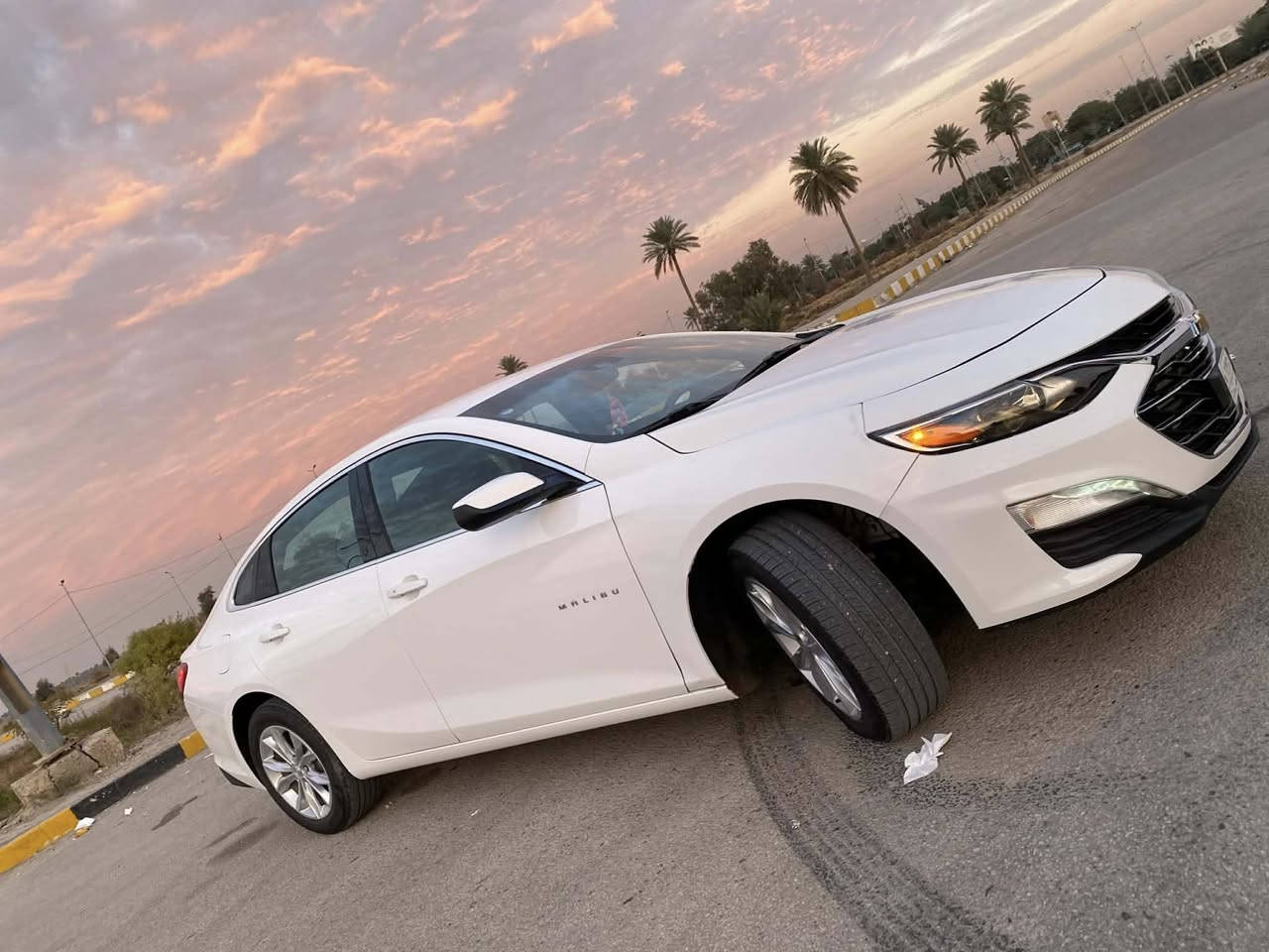 السلام عليكم
مراوس فقط بسم الله الرحمن الرحيم
ماليبو LTموديل ٢٠٢٥
ضرب بنيد وبيه خشوم الجامللغات بارد بدايه ركبه الشاصي تعمير  
تشغيل عن بعد                                                    
بريك بصمه 
سياره. بصمه. +ابواب بصمه
ئوتو ستوپ
رادار. 
كاميره 
حساس امامي خلفي

ستيرن كهرباي +تحكم 

تحديد سرعه 

ماشيه ٢١ 

السيارة مكانه بابل المركز 
السعر ١٢٥ 

‏‭***********
