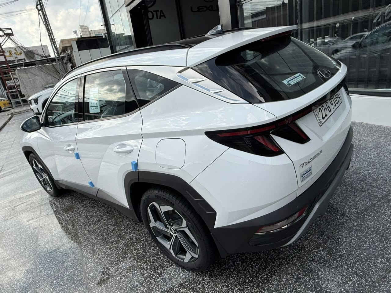 للبيع توسان 2024 وارد خليجي ،بنوراما ،اللون ابيض فول مواصفات رقم اربيل وكاله أو تحويل  محرك 2000  
ماشية 33 الف اخت الزيروو على وضع الشركة
1- كراسي كهربائي وتبريد بلكشنات
2- حساسات امامية خلفية
3 - بصمة عدد 2
4 - ويل كروم حجم 20
5 - اشاير بالمري
6 - دخول ذكي
7 - هند بريك بصمة
8 - ثلاث انظمة قيادة ايكو سبورت نورمال 
9 - شاشة ايباد 
10 - شاحن واير ليس مع منافذ USP إماميه و خلفية
11 - قطعتين تبريد 
12 - تحكمات ستيرن جهتين 
13 - كأمرة دواره
15 - الجامات الاماميه يصعدن وينزلن اوتو 
16 - مثبت سرعة
17- مري شفط 
18 - لايتات دوارة امامية فول LED
19 - زنون لدي امامي خلفي
——————————————-
رقم الهاتف : ***********
العنوان : بغداد
