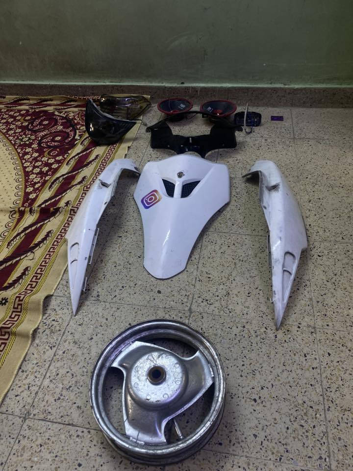 غراض ماكس للبيع
كفر 4 ولفات نقص سبايدر 20 الف قفل
دمام سماعات تيربو شرط ما مشتغل 25 قفل
ماصده اصليه 7 قفل
جامه بك لايت ب5 
قبق عمبار NCYاصلي ب5 
ويل عوزه  بس صبغ ب10 
مكاني بغداد مدينه الصدر ***********
