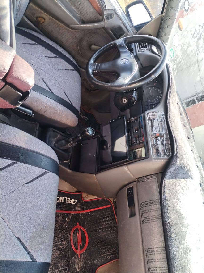 اوبل فكترا ٢٠ موديل ٩٠سياره جديده كير محرك شرط
تايرات جدد
صدر جديد
غرفة جديد
شرط التحويل والوكالة
مكان السياره الحويجه قرية الحلوات***********
 ***********
