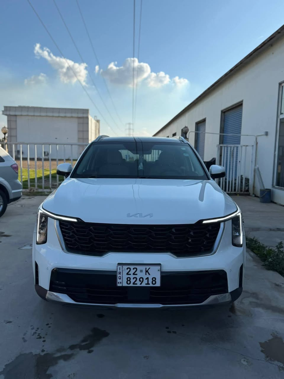 سلام عليكم للبيع سورنتو 2024 جديده جنطا شفط 6سلنيدر 7راكب السعر 323 وبيها مجال الاستفسار رقم الهاتف ***********
