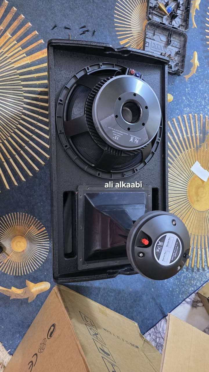 متوفر سماعات 15 انج أعلى فئة
RCF 
EV 900 واط حقيقي
FBT  900 واط حقيقي
متوفر توصيل لجميع المحافظات
***********
