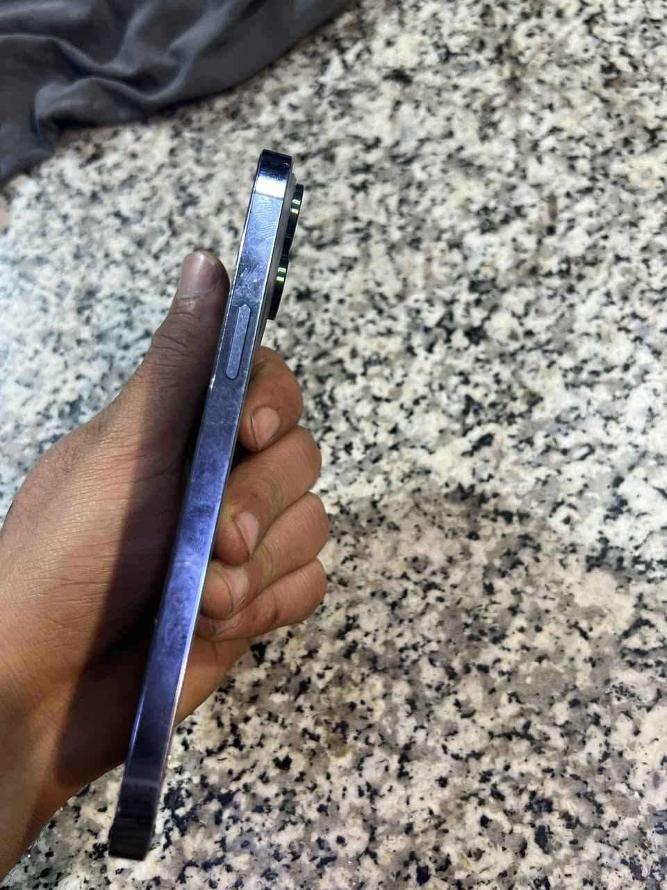 السلام عليكم ايفون 13 برو ماكس دبل سيم مبدل شاشه فقط الباقي بلادي بطاريه 85 ذاكره 256
السعر 500 وبي مجال حك جيتك ملاحضه دبل مو تكك ***********
