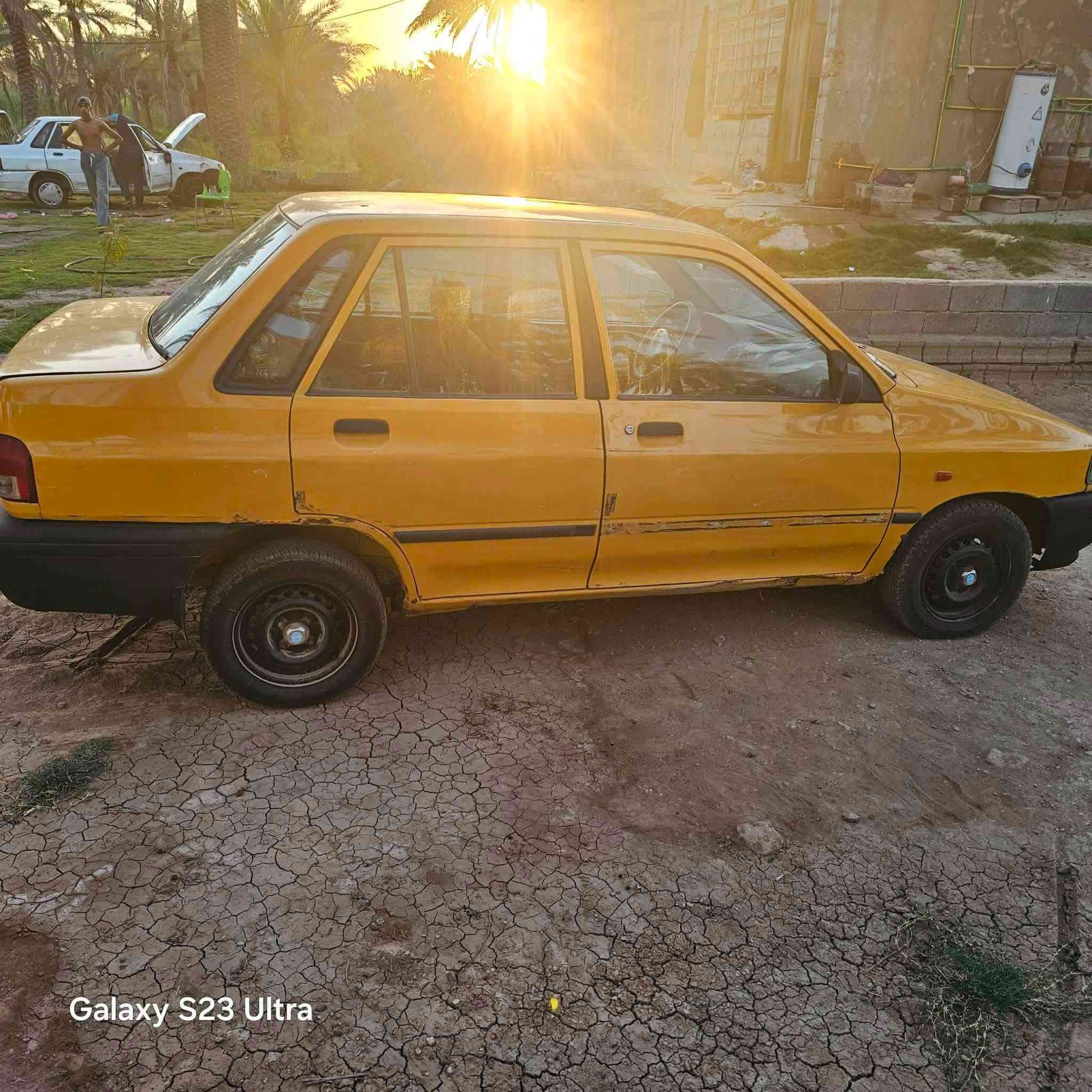 سايبة للبيع موديل ١٣ سياره راعيها  موجود سياره حلوه ما ناقصها ايشي سياره جاهزه مِن كير ومكينه وحداديه  سياره حلوه ونضيفه مابيها اي خياس شواصيها جدد ما مفطرات سياره جاهزه مِن كلشي  السعر ٢٧ وبيها مجال مكاني كربلاء السياحي منطقة الساده العرد 
الرقم ***********
