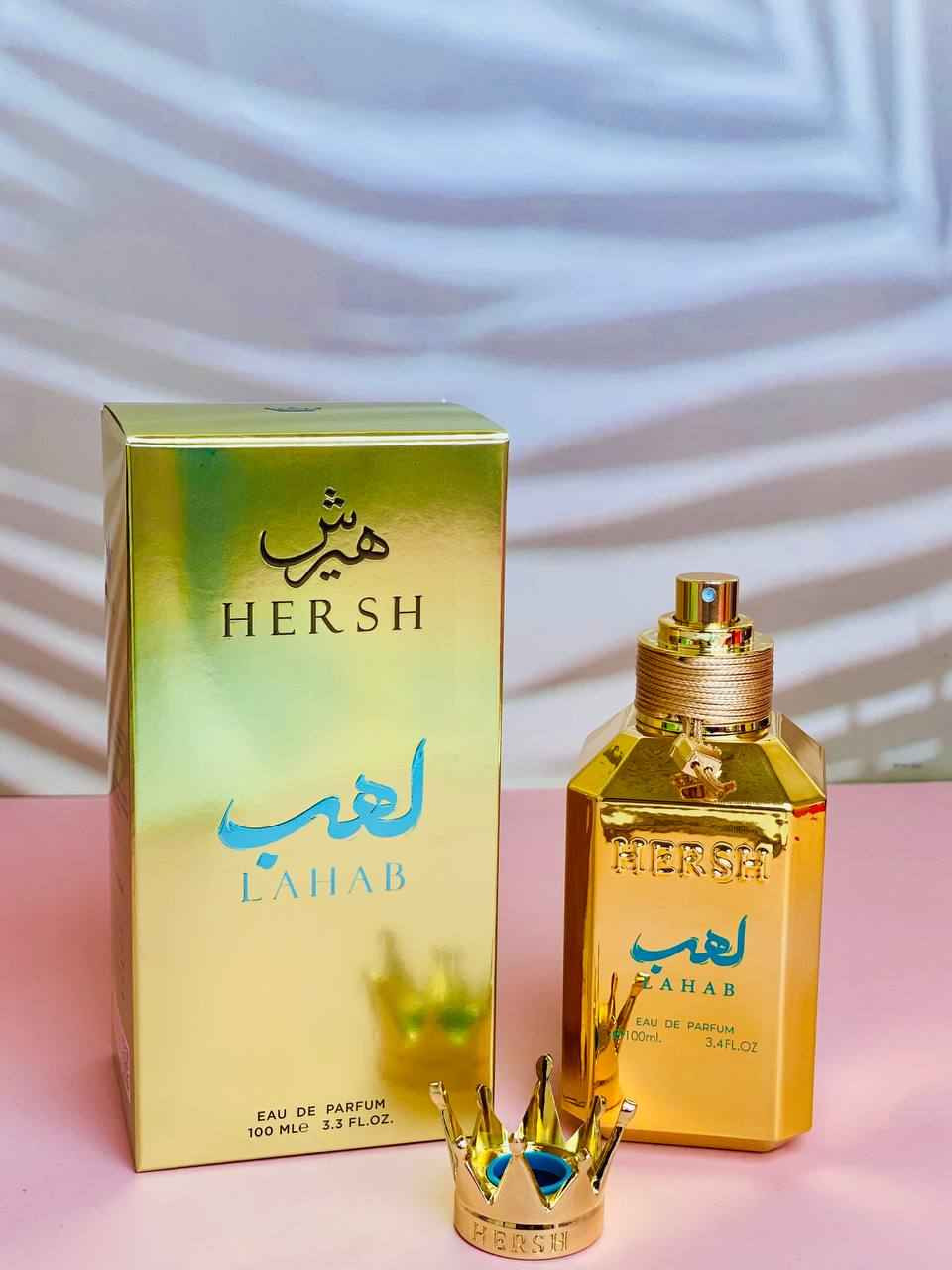 🔥 عطر هرش لهب – 🔥
⚡ فخامة تشتعل من أول رشة ⚡

عطر يجمع بين الانتعاش والهيبة، بروح عصرية وعبير شرقي فاخر ✨
تجربة لا تُنسى لعشّاق التميز والجرأة 👑

💨 افتتاحية: نفحات فلفل أسود ولمسة جريب فروت منعشة 🍊
🌿 قلب العطر: رائحة الريحان التايلندي ونجيل الهند تضيف طاقة وأناقة فريدة
🌌 القاعدة: باتشولي عميق يمنح ثبات طويل ورائحة تلتصق بالذاكرة

💎 تصميم فخم – أداء قوي – حضور لا يُقاوم
المنشأ السعودية الأصلي🇸🇦 
📦 السعة: 100 مل
👨‍🎨 عطر : للجنسين 🙍‍♀️ بغداد, العراق


**إذا كنت صاحب هذا الإعلان وتريد حذفه لأي سبب، رجاءا أرسل رسالة إلى الدعم الفني**