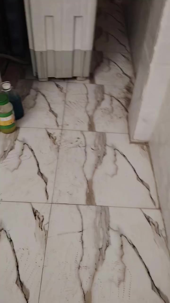 سلام وعليكم نصف قطع البيع مساحه 72متره مدينه الصدر قطاع 11 قريب على الحسينيه مال حجي رزاق قريب على شارع الفلاح ***********
