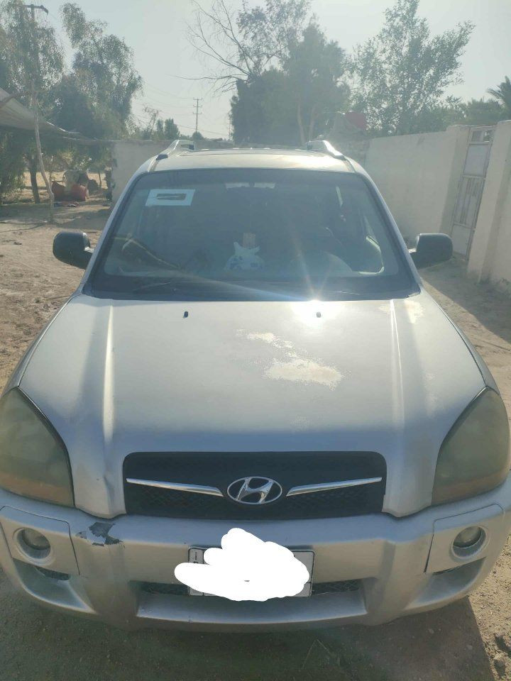 توسان خليجي موديل 2009 لاضربه ولا تبديل كيرمكينه صدر حداديه تخم تاير باتري جديد كهربائيات كله شغاله رقم نجف تحويل مباشر سعرها 115وبيه مجال مكانه ديوانيه قضاء الشاميه تليفون*********** واتساب
