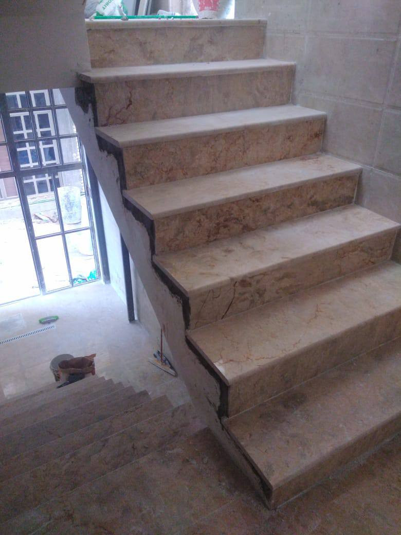 خلف سيراميك درجه اولى وانجاز في العمل وباسعار مناسبه للجميع ***********
