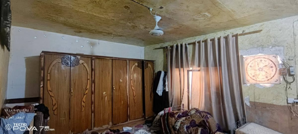 السلام عليكم للبيع بيت متكون من سبع غرف واستقبال ومطبخ وصحيات داخل وخارج وكراجين مال سيارات يسع ل6سيارات السقف عكاده  مشمول بلطابو مي وكهرباء  مساحته 500متر على شارعين شارع بلخلف وشارع أمام برهم مراوس  البيت السعر 65لاتصال المكان الكوفه براكيه نهايه شارع المعمل بشارع السبيس يبعد عن التبليط 2بيت البناء طابوق فرمستون المثقب الحجري فقط الاستقبال بلوك للاستفسار مكتب رعد النفاخ وتساب ***********
