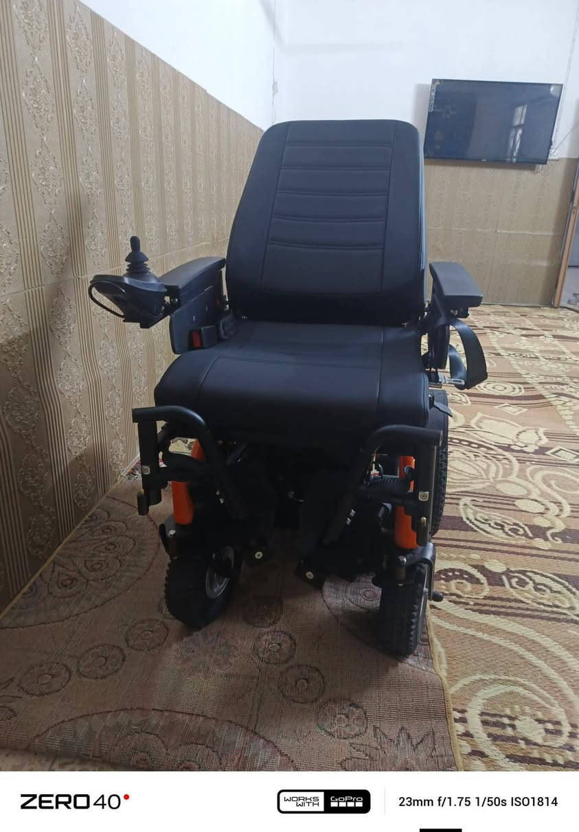 السلام عليكم عيوني عربانه شحن للبيع  النجف الاشرف  جديده رقم التليفون للشراي فقط سعر مناسب *********** الاتصال واتساب الله يشافيكم
