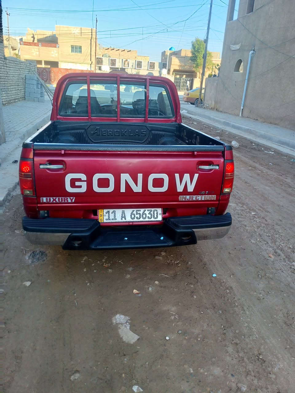 السلام عليكم كنو موديل 2009 للبيع مكينه صالي سبوع من شادهه ورد ياباني دبريد تتفه كله شغال سياره بلاديه كبل لشارع ترايهه وين ميعجبك السعر 65 الاتصال ***********
