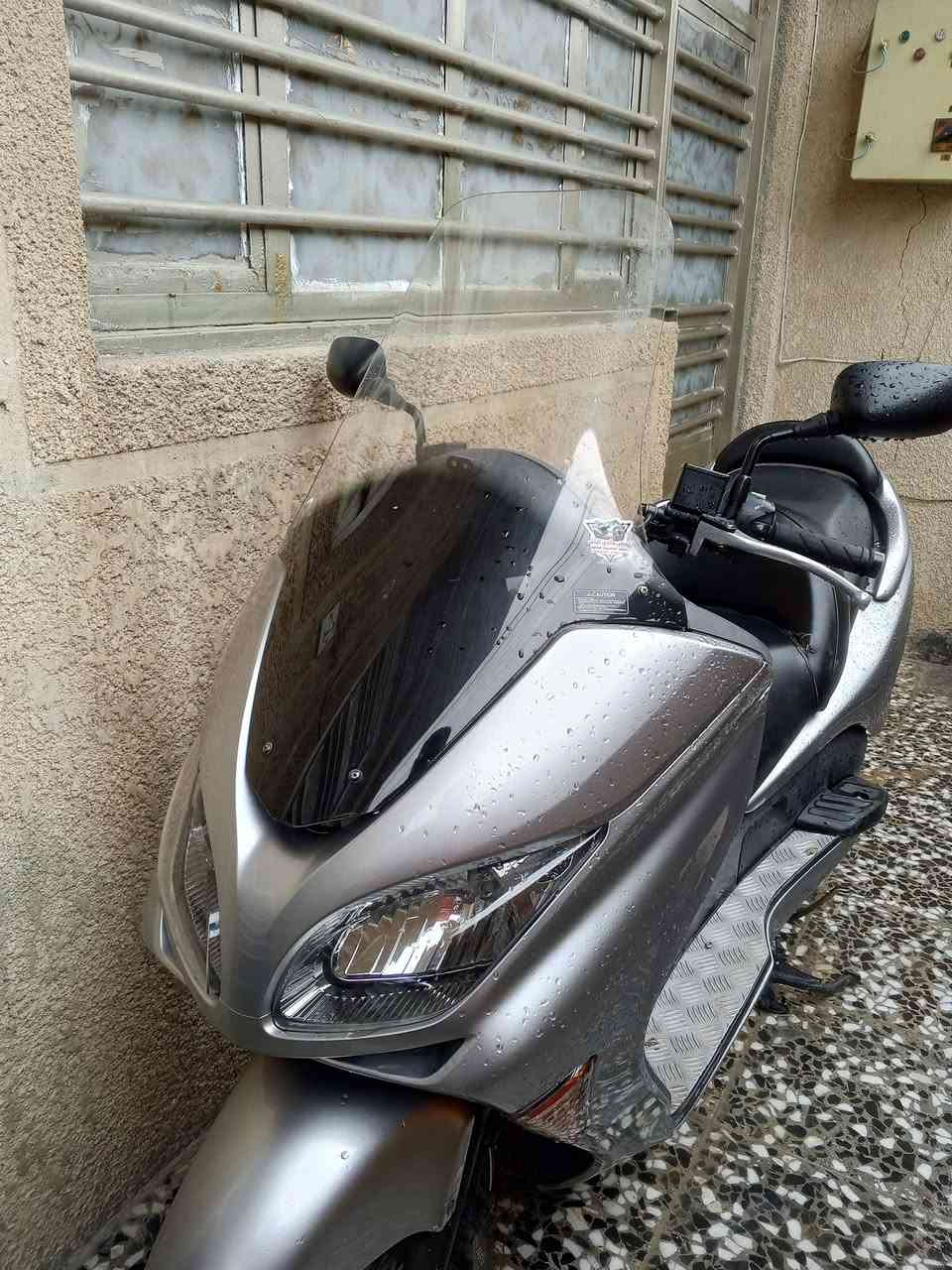 بغداد الشعله دراجه فورزه 09كرستال رمبه رايدها1,350,000بيها مجال كفاله عامه محرك و كفرات و كهربايات وديها 1000فيتر محرك ما مفتوح كفرات بلاديه


**إذا كنت صاحب هذا الإعلان وتريد حذفه لأي سبب، رجاءا أرسل رسالة إلى الدعم الفني**