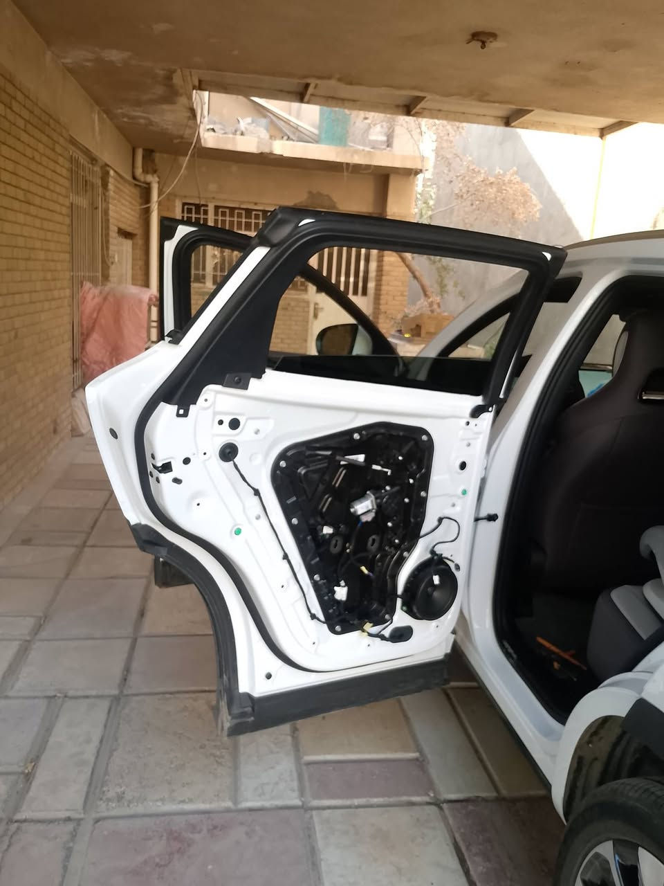 السلام عليكم زبائنا الكرام
عرض خاص بمناسبة حلول السنة الجديدة سنة خير يارب

تبديل زجاج خلفي مظلل بي واي دي 

اصلي وكالة مع الضمان 

يتوفر لدينا جميع زجاج بي واي دي 

العرض يشمل التوصيل والشد مجاناً داخل بغداد 🏍️

توصيل لكافة محافظات العراق

***********ابوفهد
