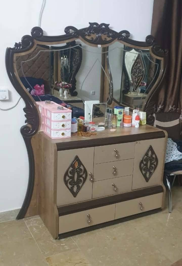 غرفة نوم تركيه تكمه ثقيله مشتريها بثلاث ملايين ونص مابيها اي ضرر ولا كسر سبب البيع الانتقال لغير بيت مكانها بغداد ابو غريب سعرها مليون ونص وبيها مجال


**إذا كنت صاحب هذا الإعلان وتريد حذفه لأي سبب، رجاءا أرسل رسالة إلى الدعم الفني**
