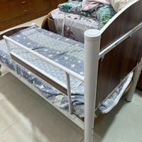 سرير اطفال • من يوم ل١٢سنة • كلش نضيف