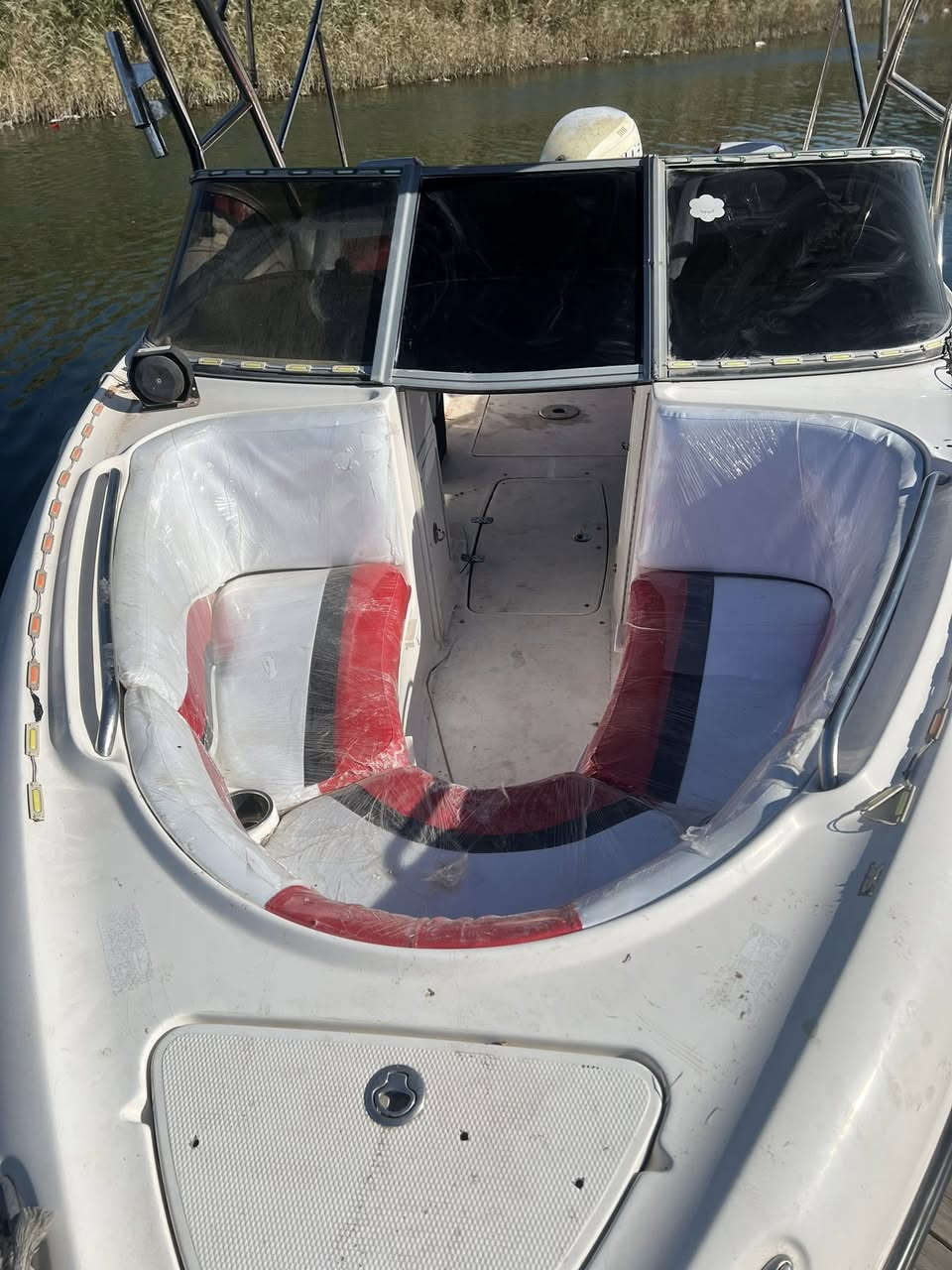 سلام عليكم زورق للبيع ياماها حجم زورق ٢٣٠  المكينه مالته ٢٥٠ بخاخ افرود مامفتوح لا كير ولا محرك زورق جديد كلش صبغ بلادي دوشما جديده سستم صوت زورق جاهز من كلشي مانقصه ايشي العنوان نجف بالكوفه سعر زورق ١٤٥ وبي مجال اي استفسار اتصل عله هاذه رقم ***********
