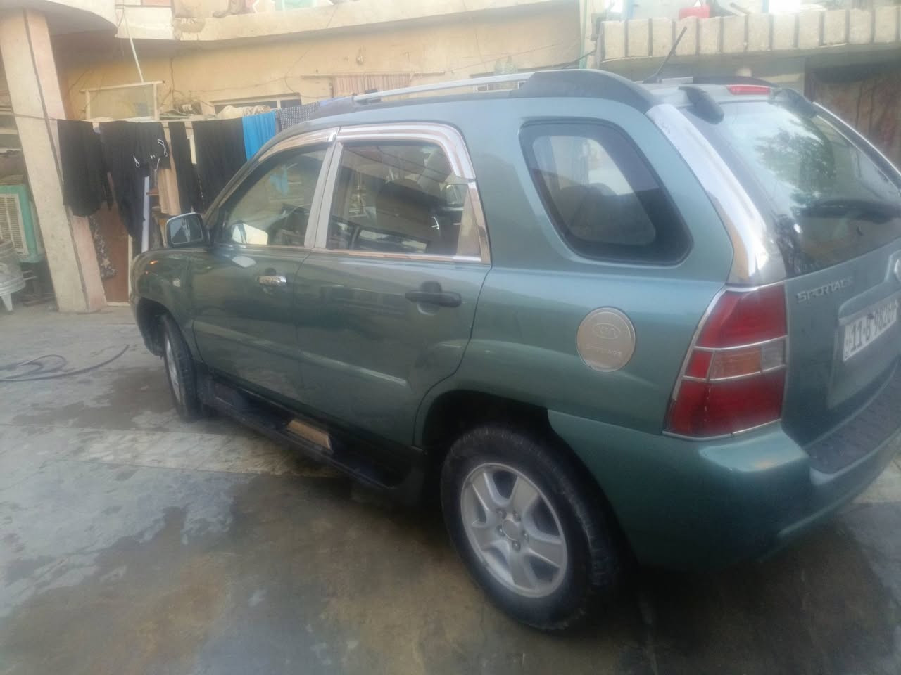 سلام عليكم سبورتج موديل 2007 سياره جاهزه تبريد صدر تخم تاير سياره مصبوغه حزام مجاليه اثر جراد بدون ضربه بيهه ضربه بلدوسه جهه السايق كير ومكينه جدد السعر 89 وبيهه مجال مكان السياره بغداد رقم الهاتف ***********
