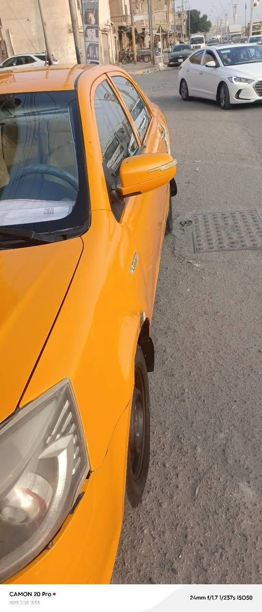 سلام عليكم جلي موبل مديل 13 سنويه 2026 بشهر 4 سياره جاهزه بيهه طخه جاملغ خلفي وباب صدر معمر جاملغ خلفي مصبوغه صيغ عام جماليه لا اكثر سياره تكلفلك مداور 5 اوراق وسعرهه 25 قفل تريد اداورلك ثاني يوم 30 قفل ابيع ***********
