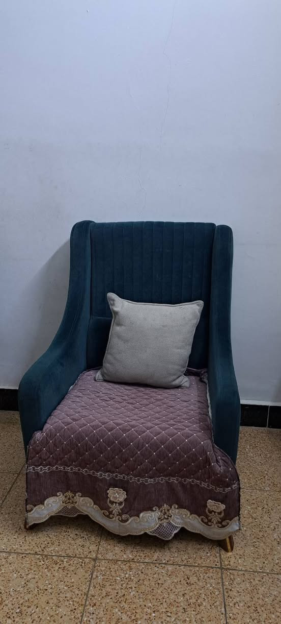 تخم ٥قطع تركي مستخدم جديد الاتصال على الرقم ***********
