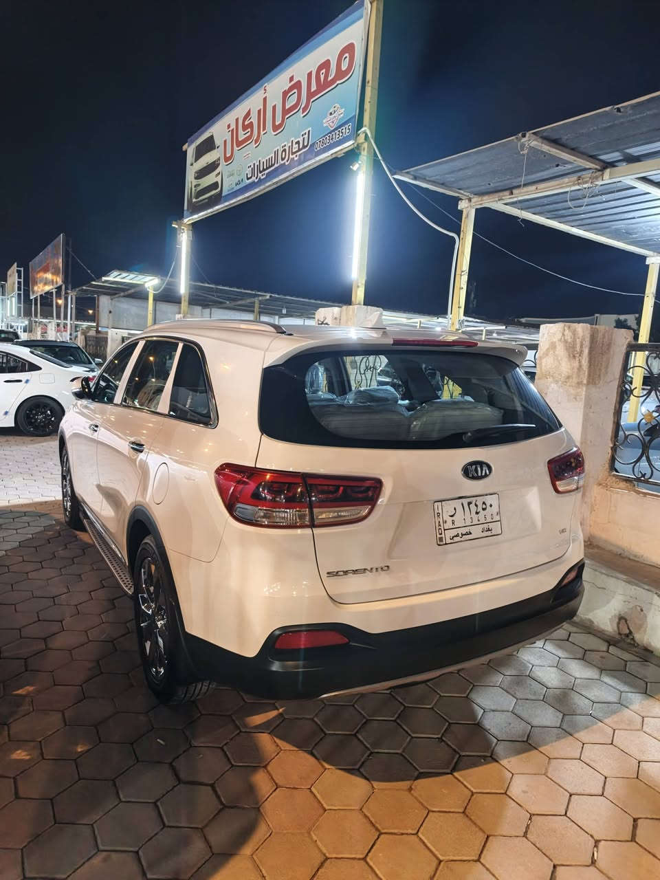 سلام عليكم سورنتو 2018خليجي كفاله عامه فول موصفات ما عده دفع رباعي سياره حيل حلوه وجديده ماشيه 137 رقم هاتف استفسار ***********
