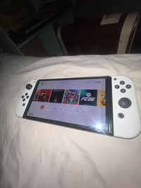 نينتندو سويش نسخه الاولد مهكر بكج بي 9 العاب كامل الملحقات مع الكارتون...