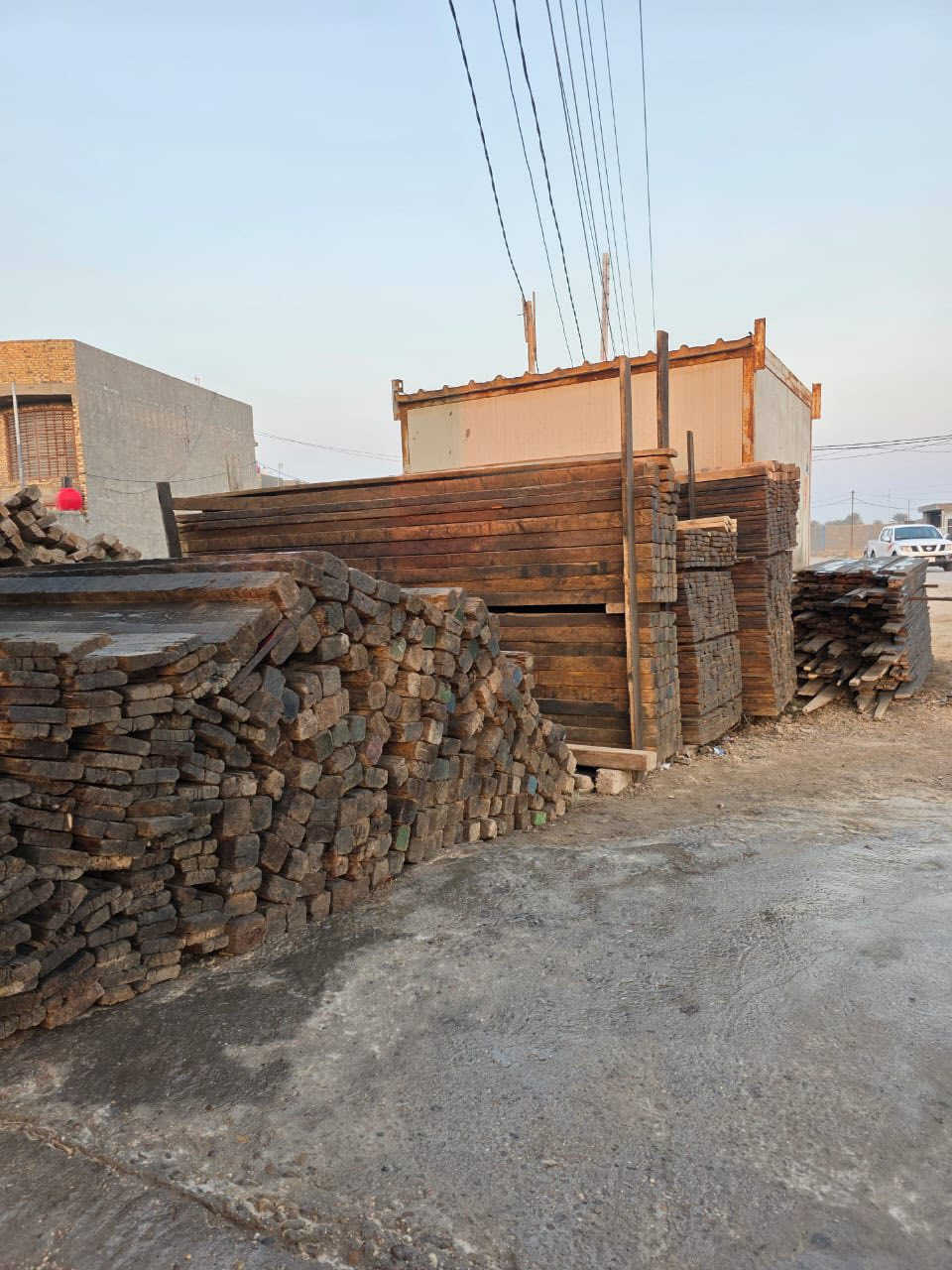 قالب خشب للبيع العدد 14مكعب نضيف جداً روسي تارس

لوح 4 متر 5مكعبات ونص 

لوح 3متر 3مكعبات 

سير 3متر  مكعبين اله ربع 

سير مترين عدد مكعب

سير متر ونص عدد مكعب 

لوح مترين عدد مكعب وربع 

لوح متر ونص عدد نص مكعب 

الاستفسار 

***********

***********
