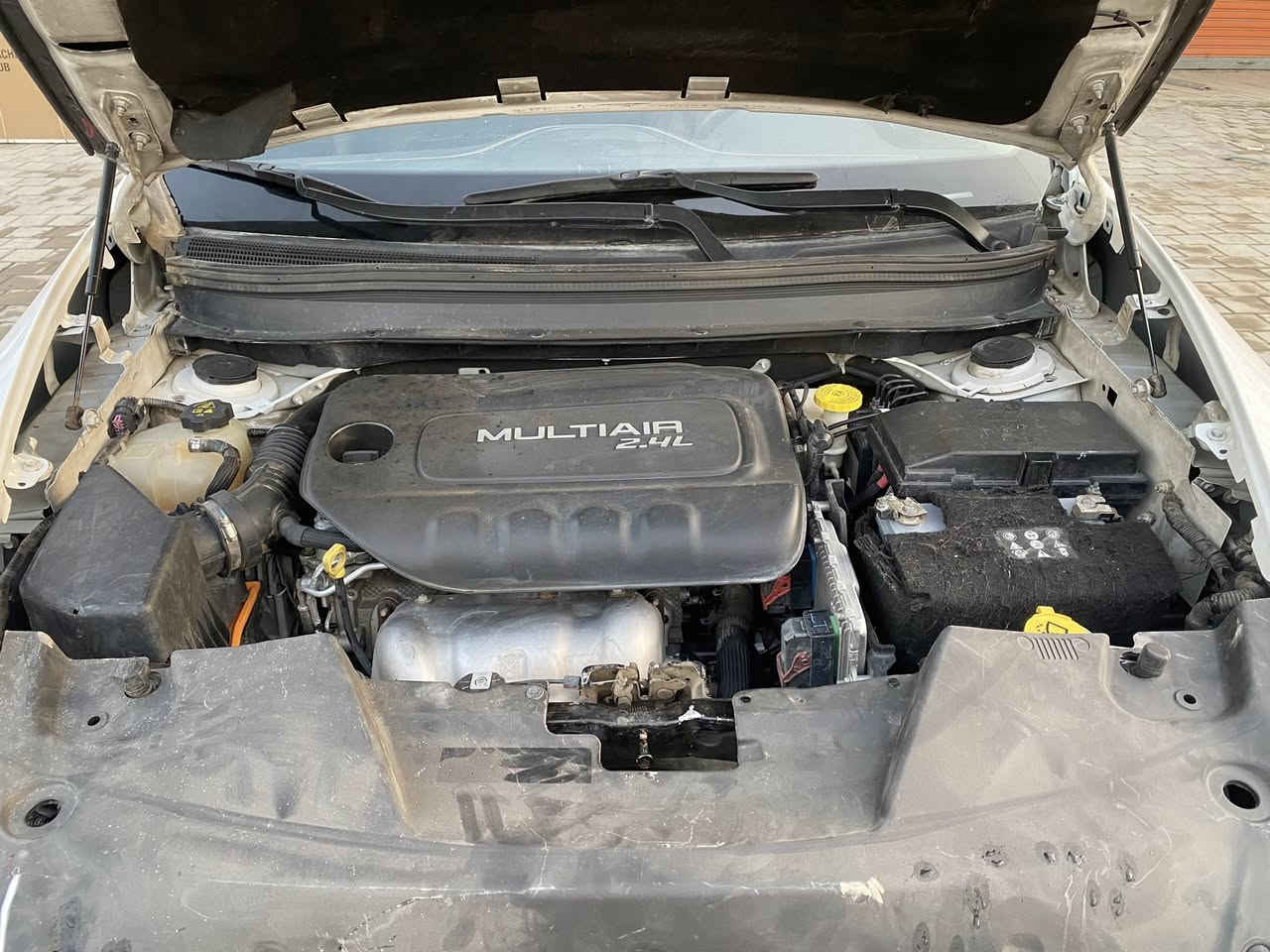 للبيع جيب شيروكي موديل ٢٠١٧ 
رقم أربيل تحويل مباشر 
السياره بيه حادث جفيه ابيع ع وضعه شغاله وتمشي جاهزه ميه بل ميه عدا الحادث للكسر الخارجي فقط 
السعر ٧٤
مكانه بغداد الامين ٢
***********
