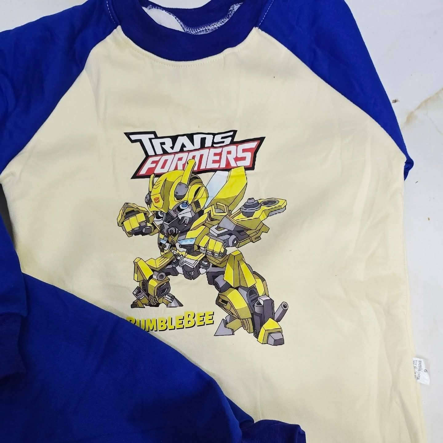 انسب شي لهالجو هالقطع واسعارهم بلاش 
ع ٤ و٥ بس 
التراكات قاشهن قطني رهيب ابد ميصوف اخذت منه لجهالي
الودي قطعتين نفس القياس ٣ او ٤ سنه
واحد رصاصي وواحد نيلي
الفستان باقي بس الخردلي قطعتين من سنه للسنتين حجم الطفله


**إذا كنت صاحب هذا الإعلان وتريد حذفه لأي سبب، رجاءا أرسل رسالة إلى الدعم الفني**