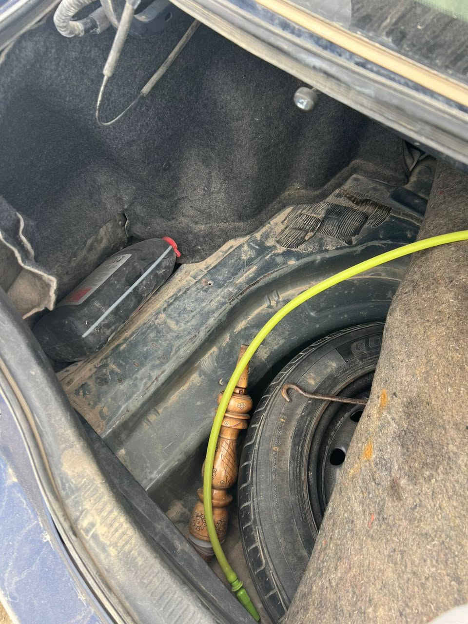 كامري موديل 7كلها شرط السعر 80وبيها مجال رقم بغداد دولي بسمي ***********
