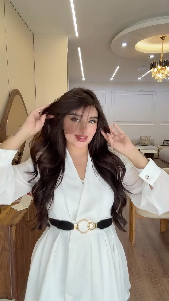 ⁨	ميلانو 🔥🔥

موديلات مختلفه من ميلانو ❤️
عنوان / بغداد / المنصور / قرب سيد الحليب / مجمع سنتر القرش⁩


**إذا كنت صاحب هذا الإعلان وتريد حذفه لأي سبب، رجاءا أرسل رسالة إلى الدعم الفني**