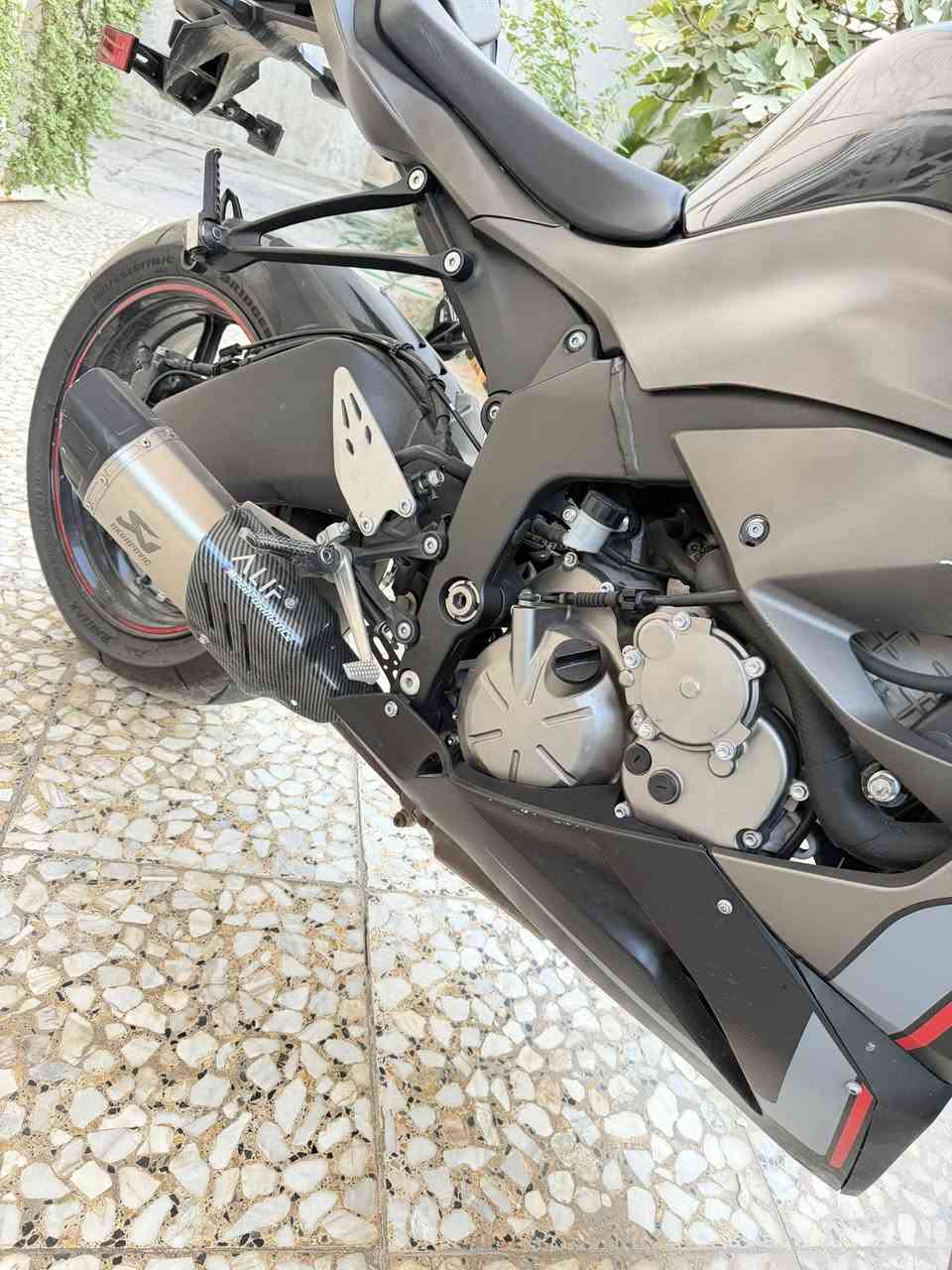 السلام عليكم لليدور شي جديد ومميز ومرقم الدراجه بالباكيت
كاواساكي كاوسكي 636 موديل 2023 ماشيه ٩ الاف بحاله الزيرو 
مرقمه سنويه باسمي تحويل مباشر 
الدراجه ميحتاج احجي بجدادتها تجي وتشوف من اجدد القطع الموجوده مكاني بغداد الكرخ 
السعر ١٠٥ ورقه اذا مو شراي ومتعرف بيهن رجائا اعبر المنشور 
للاستفسار ***********
