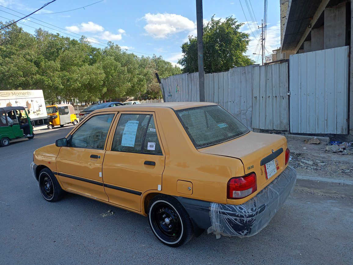 سلام عليكم سايبا موديل 2016سياره لا صبغ ولا تبديل كير محرك خير من الله تخم تاير صدر امامي خلفي هيه وغرامات مصفره السعر 41بيه مجال للطيبين العنوان بغداد الجديده الستفسار  
***********
