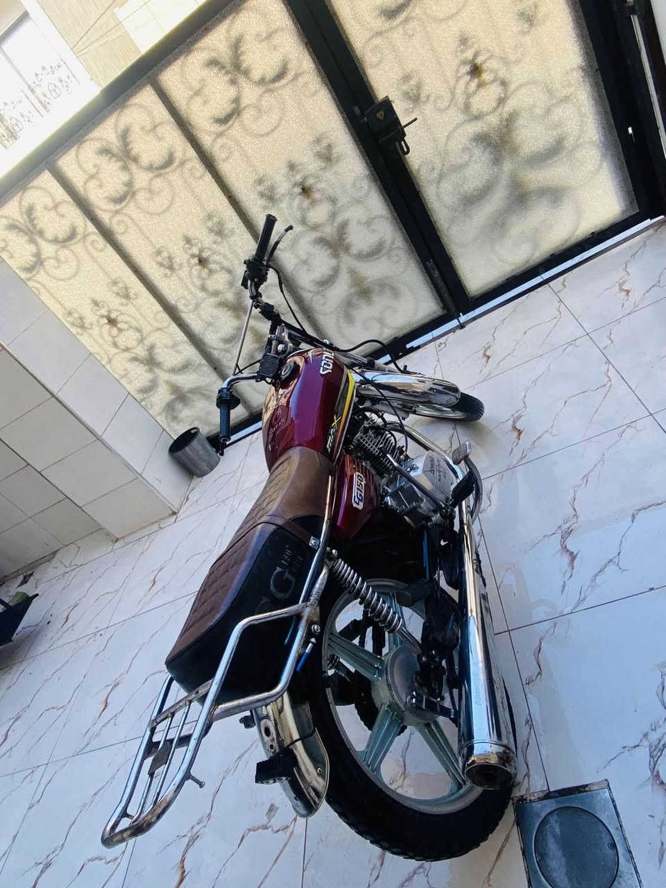 بۆ فرۆشتن مۆدیل 2021جۆر ساڤین مه‌كینه‌ 150یه‌ گیرو مه‌كینه‌ كاراباهی هه‌موو به‌شه‌رت مه‌كینه‌ كاپس بی دانگ بی دوكال ماتۆره‌كا تابلی جوانو به‌قه‌وتا بی مه‌سرافه‌ ماتۆره‌كا هی بن داستی خۆم بوا دلیڤه‌ریم پێ كردوا تابلی جوان و ریكا مانافیستی بزربوا باس به‌شه‌رتی ئاغد دادام مالی مه‌دانی هه‌موو به‌شه‌رت شوین هه‌ولیر نرخی320محماله‌ ژ/م***********واستاپ ڤیباری له‌سه‌ره أربيل, العراق
