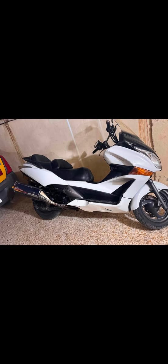 السلام عليكم سلفرونج جيتي مكينه 400 كفاله عاامه اوفر مود ايبياس تخم تايرات اصلي السعر 16 مكاني زعفرانيه ***********
