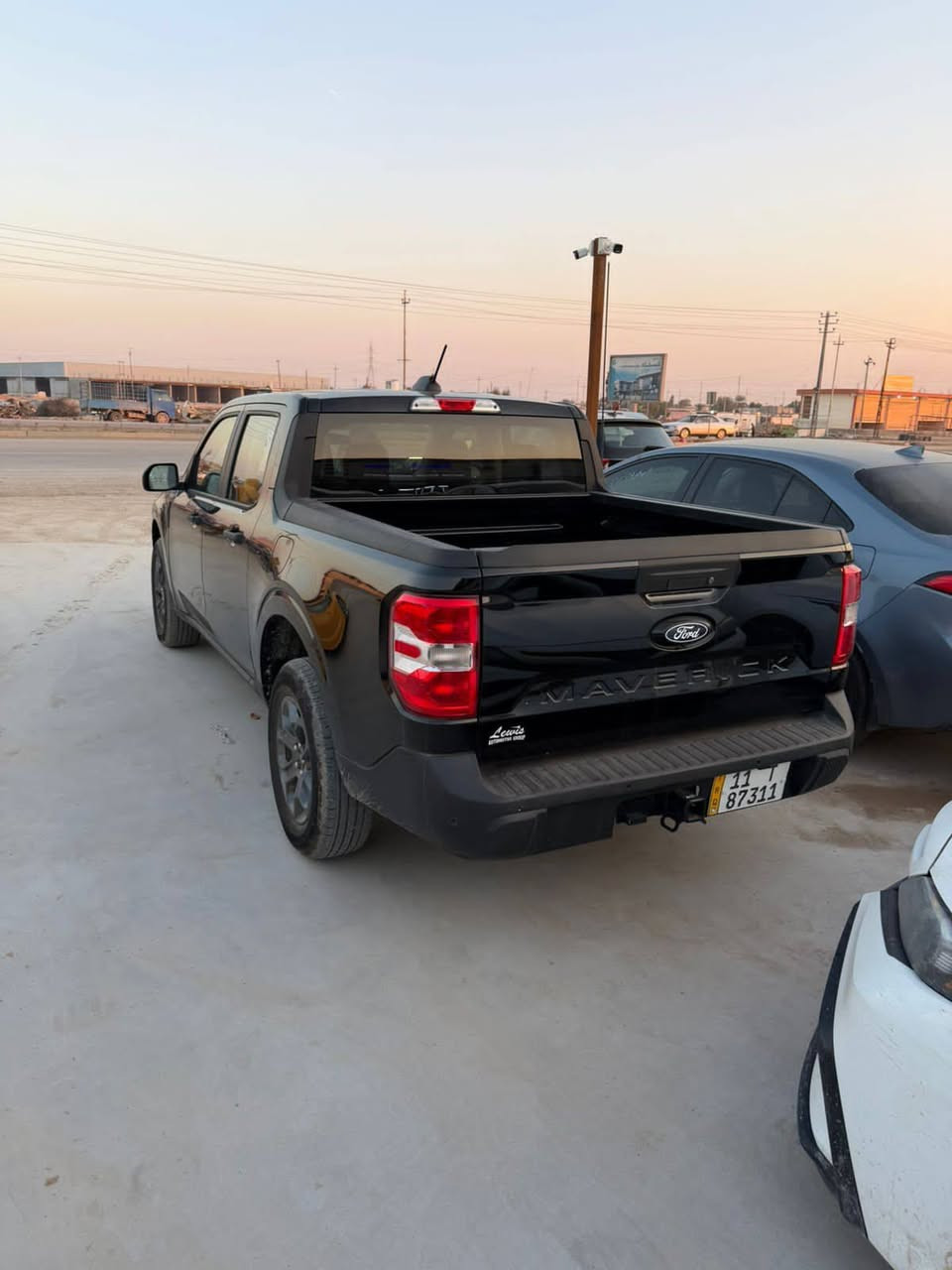 فورد مافرك 2025  xlt   بصمه ورادر  وتوقف ذاتي وتحديد مسار  ويل كب رقم بغداد بدون صبغ بدون تبديل ماشيه 8 الف ميل زيرو وبحاله الوكاله للبيع فقط 
السعر 195  
للاستفسار /‏‪***********‬‏
