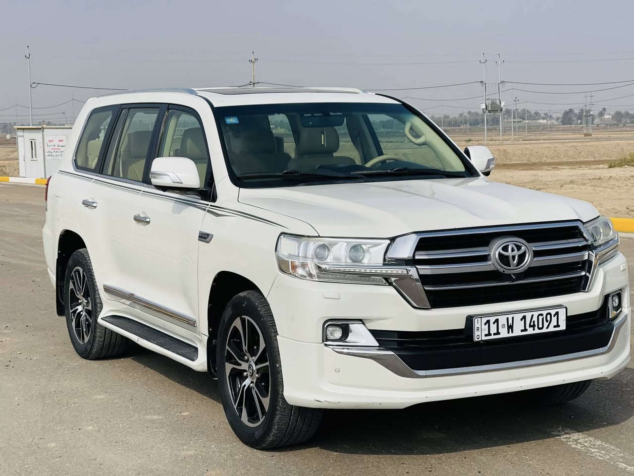 اللهم صلِ ع محمد وآل محمد 
للبيع لاندكروز مديل 2017 بريم 
محرك 8 سلندر 4600 رقم بغداد انكليزي( بسمي )
مكفوله كفاله عامه من لصبغ ولضربه ولطخه 
مكينه مامفتوحه متخمه تايرات الدلوب لاصلي لسياره جديده 
الرقم : ‭٠٧٨٣ ١٥١ ١٥٩٠‬  / ‭٠٧٧٠ ٢٤٧ ٢٩١٤‬
العنوان : بابل / القاسم
