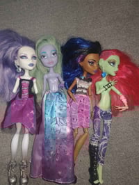 مونسترات • توصيل • نظافة ١٠٠