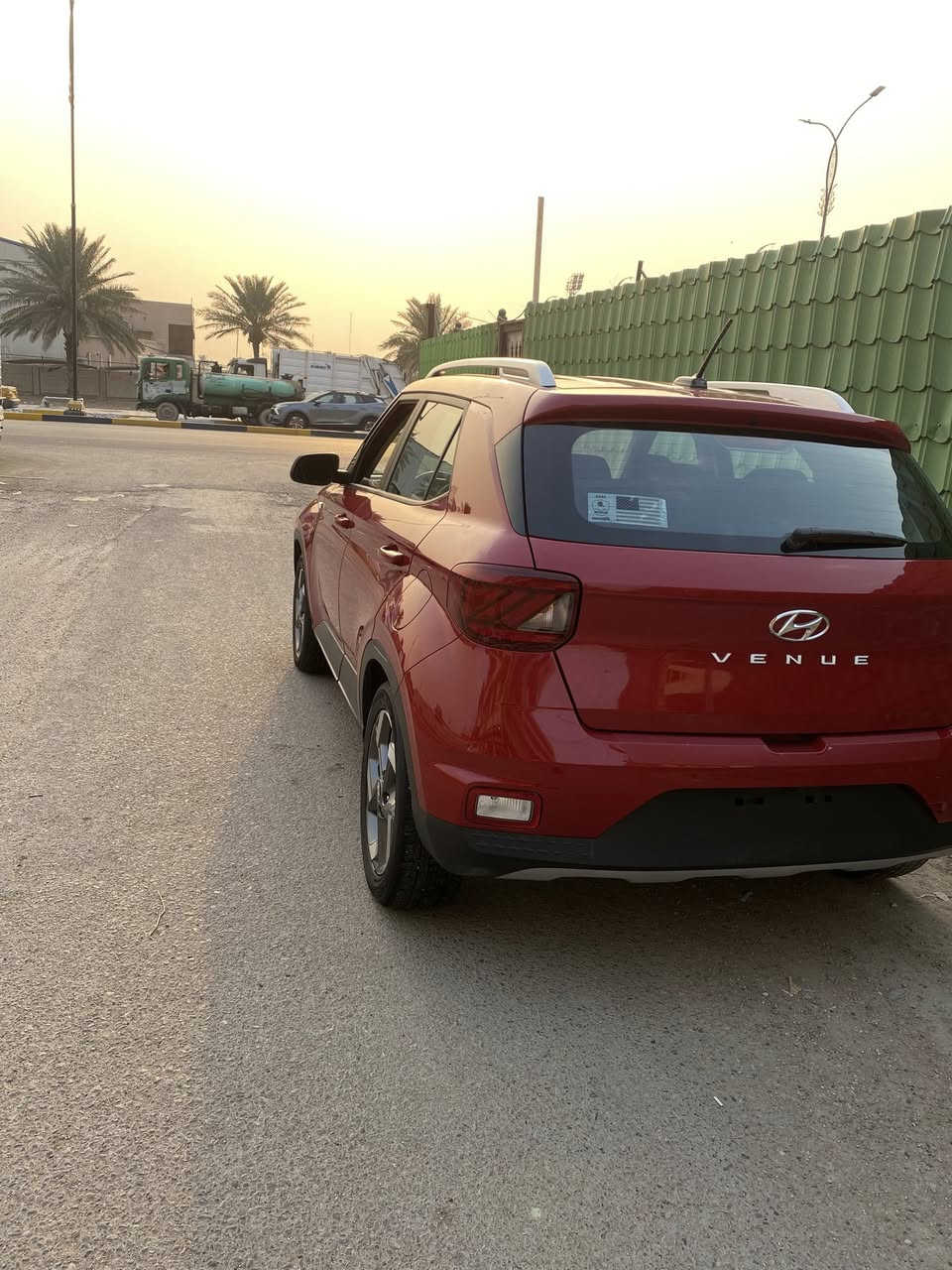 سلام عليكم هونداي فينو 2023 وارد امريكي
محرك 1600 دبل نوزل 
موصفات فول عده الفتحه
بصمه تشغيل عن بعد  شاشه كبيره كامره كشنات جلد و دفئه رادار امامي خلفي نقطه عمياء 
حادثه موضح بلصور بنيد مبدل نفس الون
والجاملغ بي شوي بارد 
دبل ايرباك 
ماشيه _ 9700 ميل
السعر _ 135$
الرقم _ ***********
